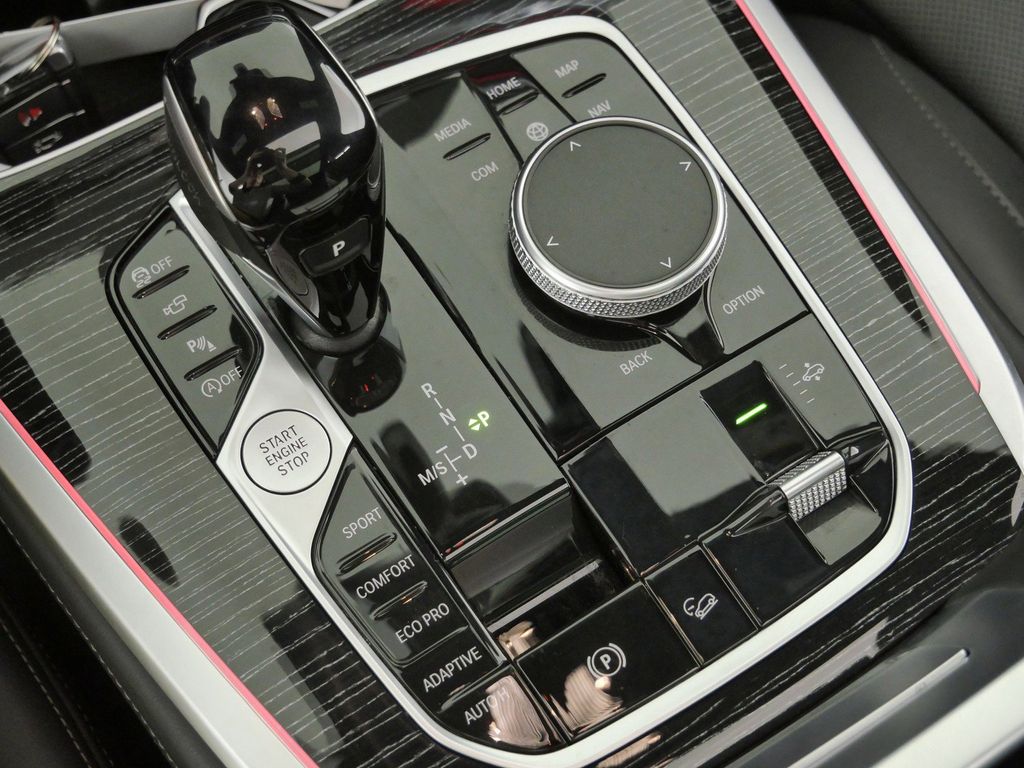 Thumbnail: 2022 BMW X7 - 48