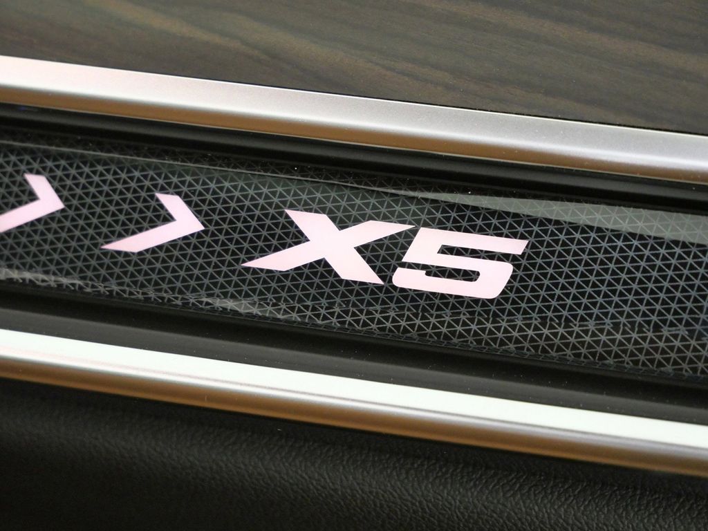 Thumbnail: 2026 BMW X5 - 24