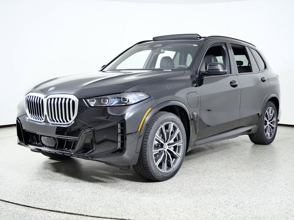 Thumbnail: 2026 BMW X5 - 1