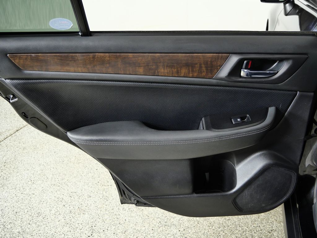 Thumbnail: 2016 Subaru Outback - 30