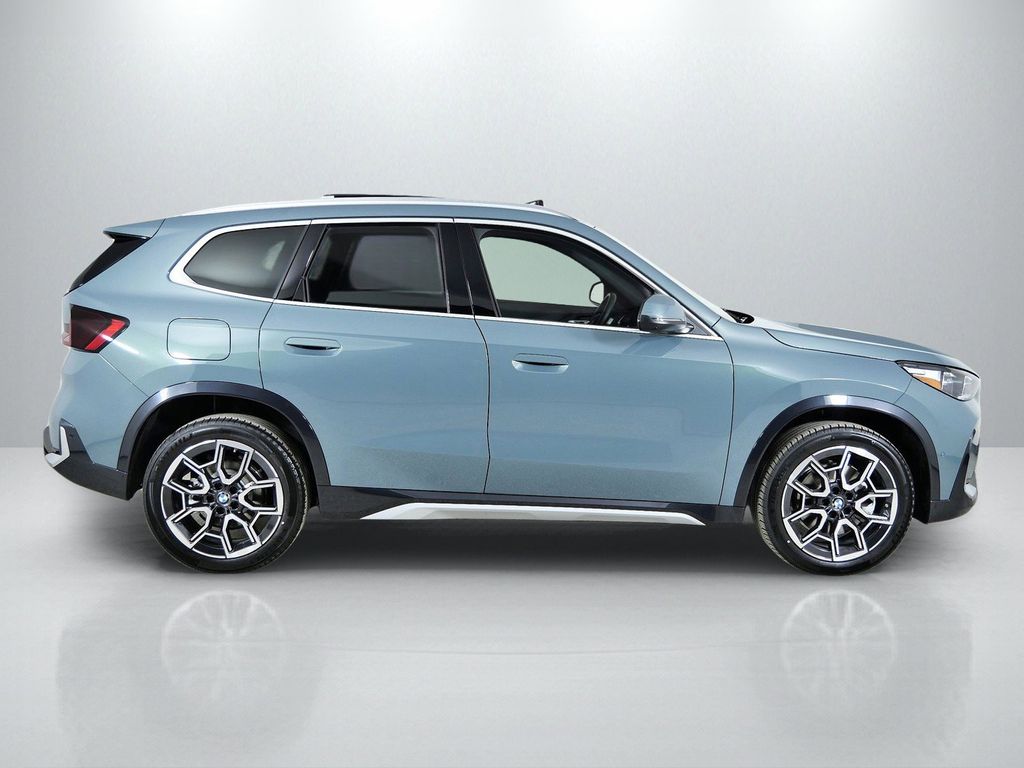 Thumbnail: 2026 BMW X1 - 8