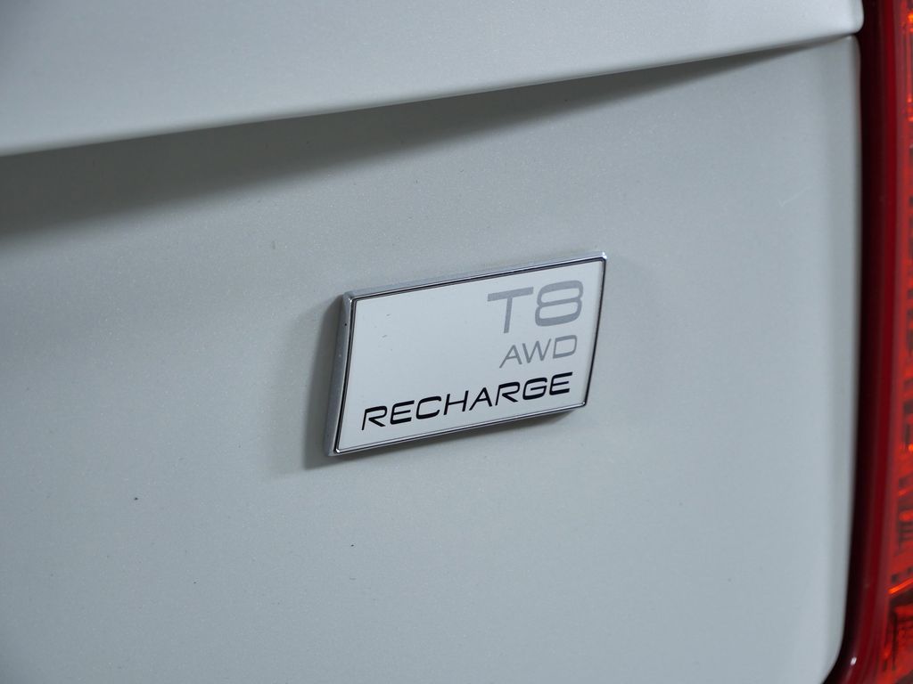 Thumbnail: 2024 Volvo XC90 - 13