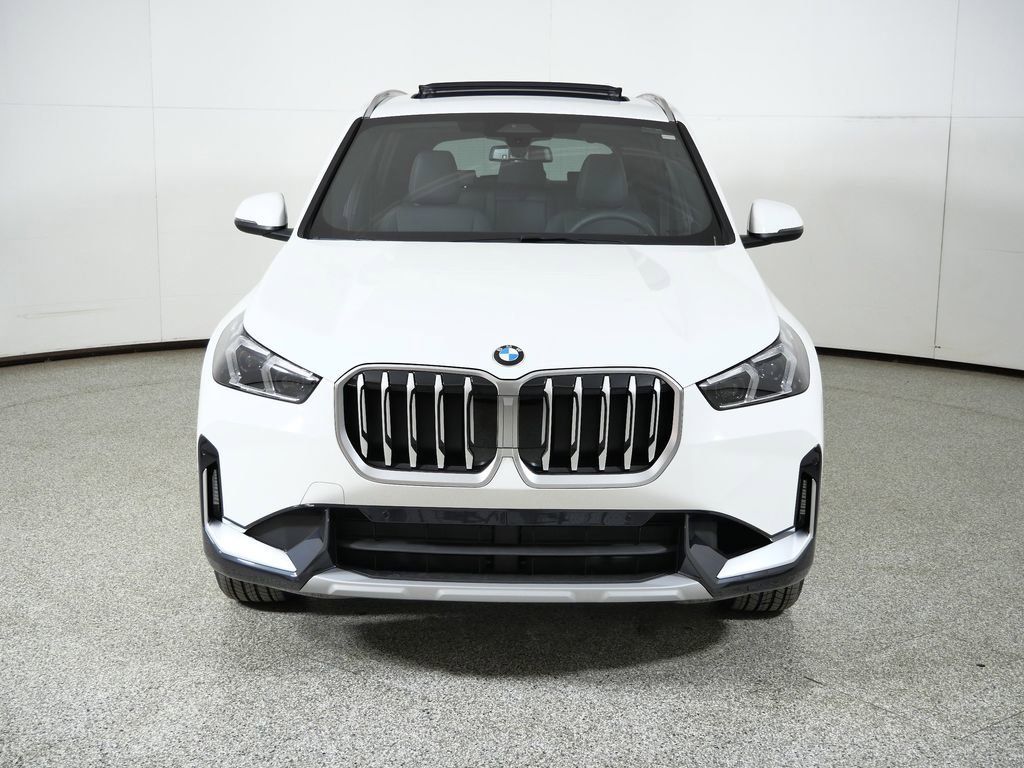 Thumbnail: 2026 BMW X1 - 4