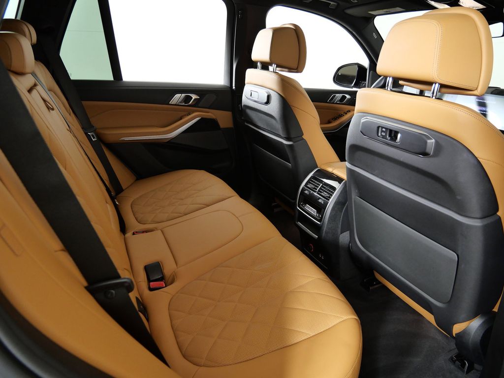 Thumbnail: 2024 BMW X5 - 31