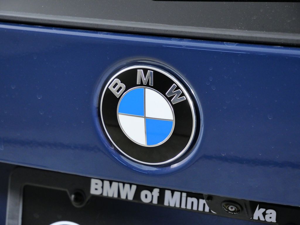 Thumbnail: 2026 BMW X1 - 11