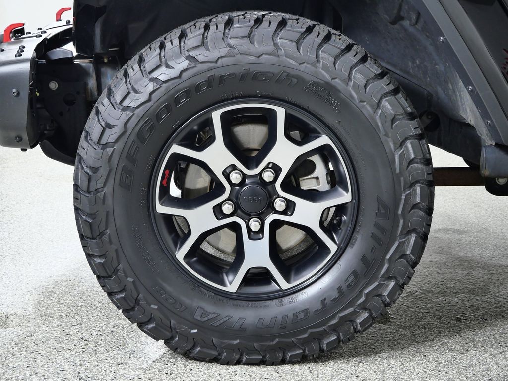 Thumbnail: 2018 Jeep Wrangler - 19