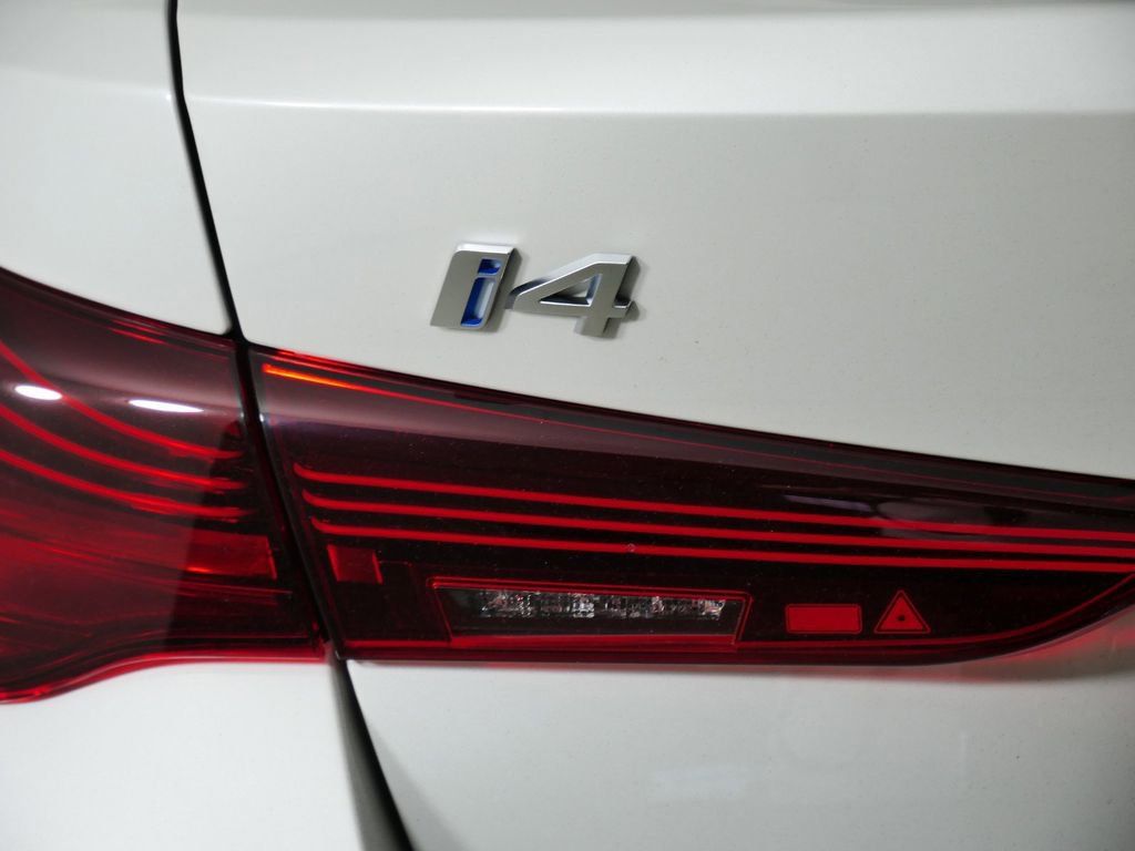 Thumbnail: 2025 BMW i4 - 16