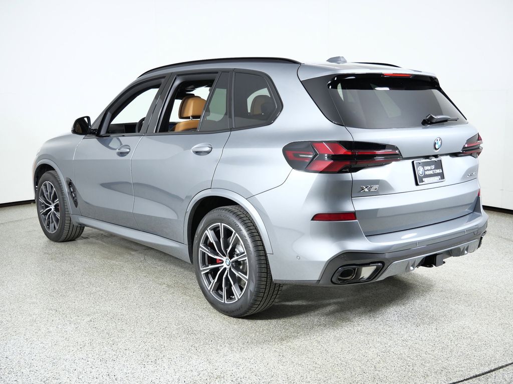 Thumbnail: 2026 BMW X5 - 14