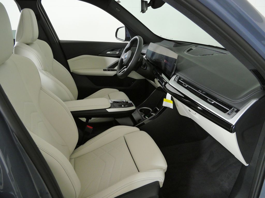 Thumbnail: 2026 BMW X1 - 20