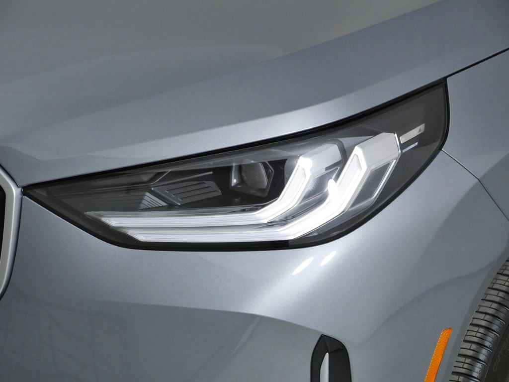 Thumbnail: 2025 BMW X3 - 4