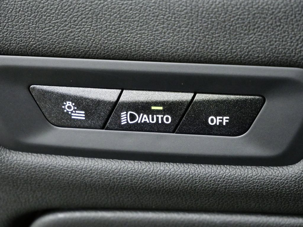 Thumbnail: 2026 BMW X5 - 43