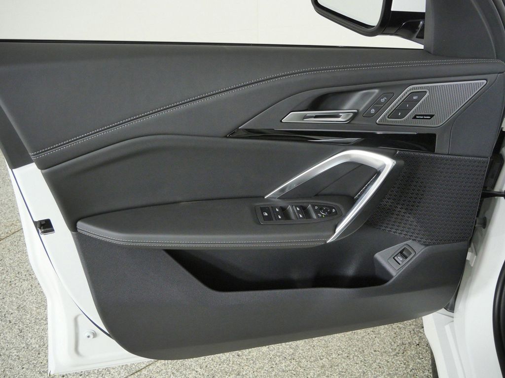 Thumbnail: 2026 BMW X1 - 31