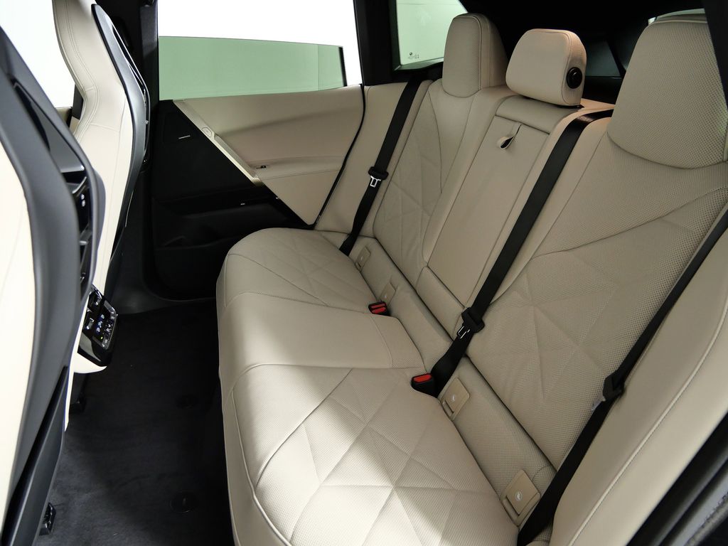 Thumbnail: 2026 BMW iX - 31