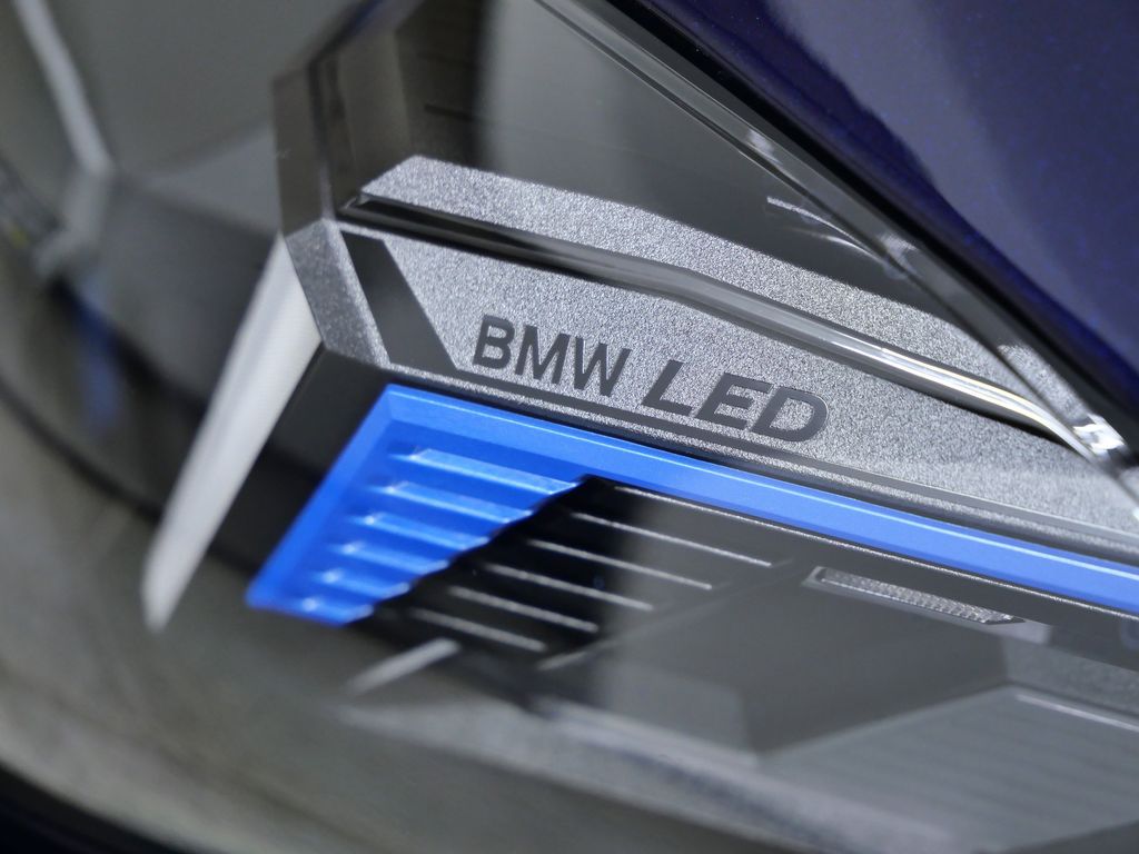 Thumbnail: 2026 BMW M4 - 4