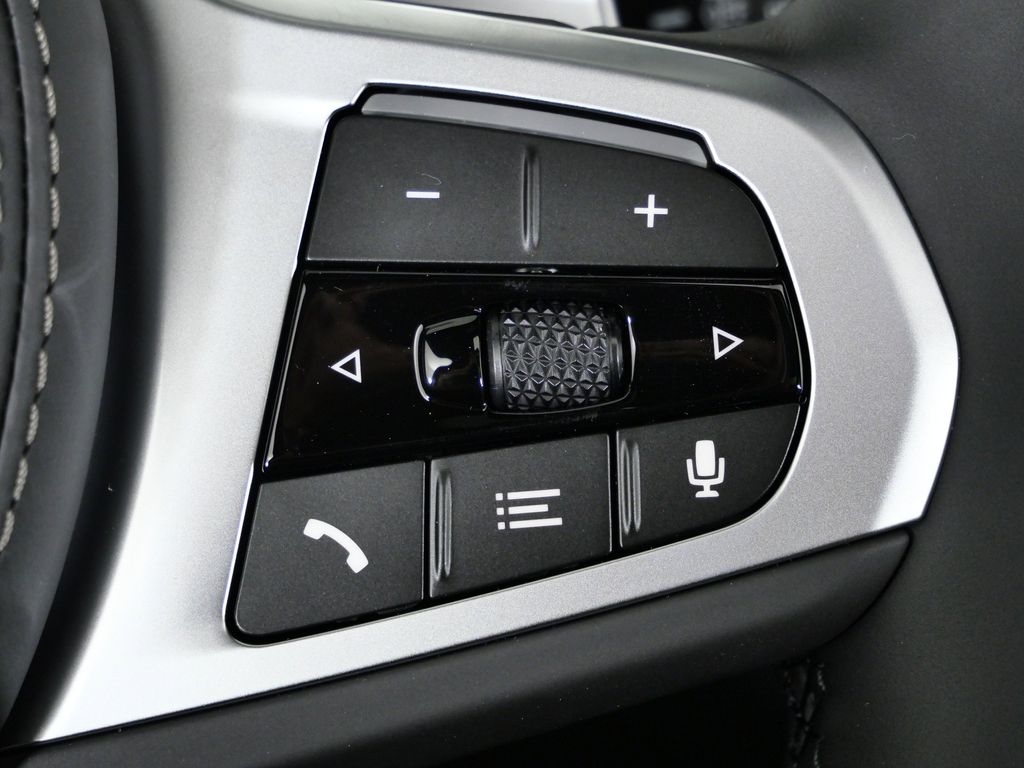 Thumbnail: 2026 BMW X5 - 42