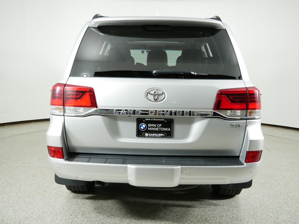 Thumbnail: 2016 Toyota Land Cruiser - 10