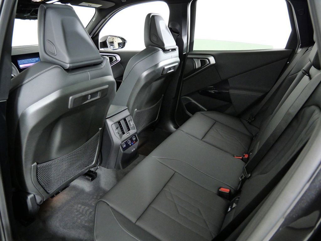 Thumbnail: 2026 BMW X3 - 30
