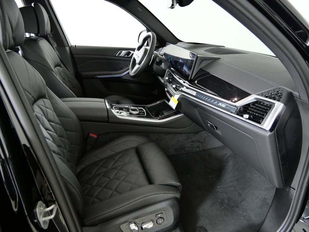 Thumbnail: 2026 BMW X5 - 20