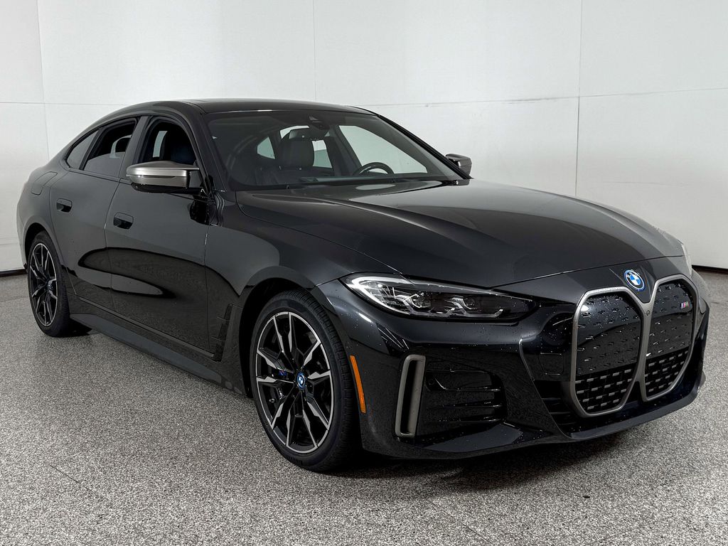 Thumbnail: 2023 BMW i4 - 4