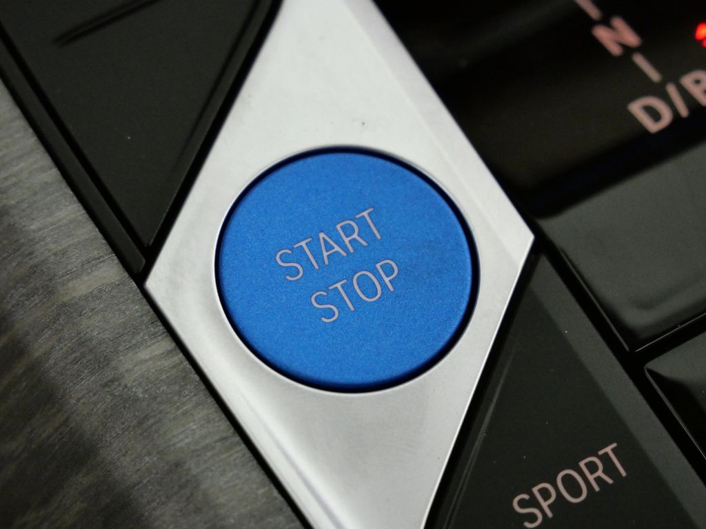 Thumbnail: 2025 BMW i4 - 46