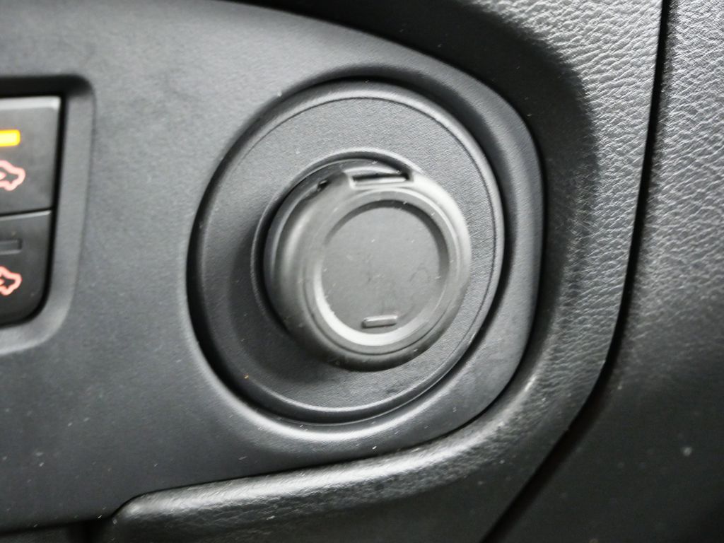 Thumbnail: 2023 Nissan Frontier - 48