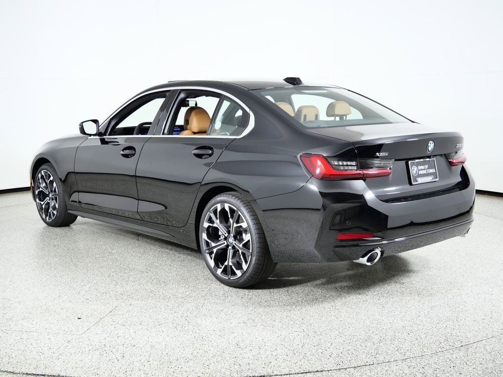 Thumbnail: 2026 BMW 3 Series - 14