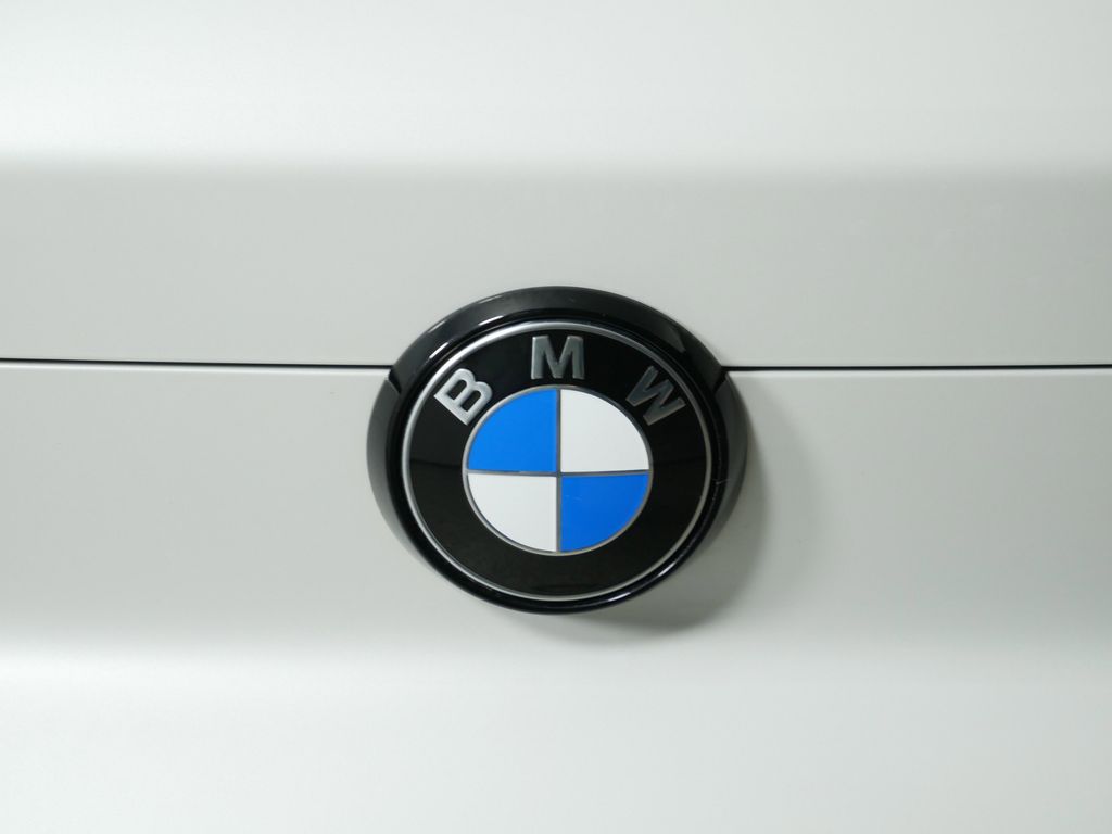 2023 BMW X6 xDrive40i 12