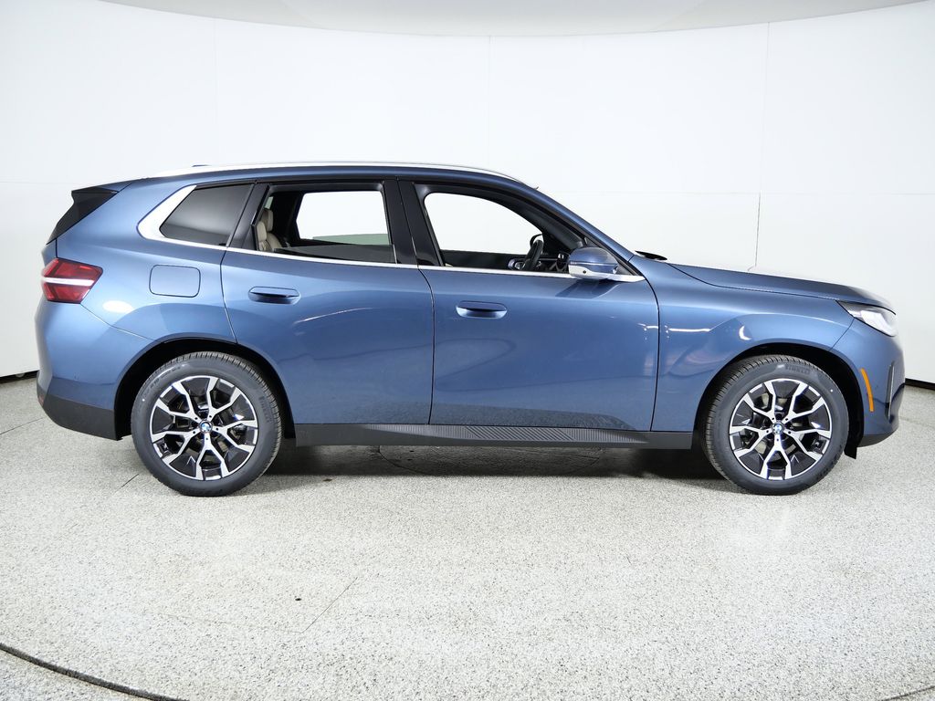 Thumbnail: 2026 BMW X3 - 8