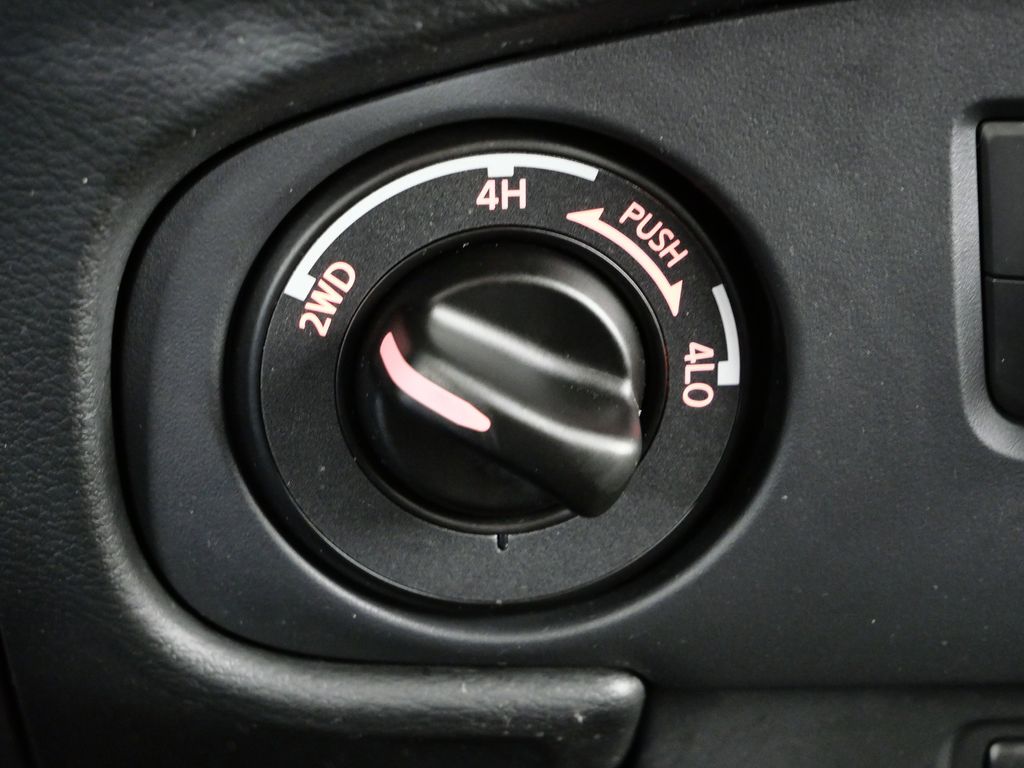 Thumbnail: 2023 Nissan Frontier - 46