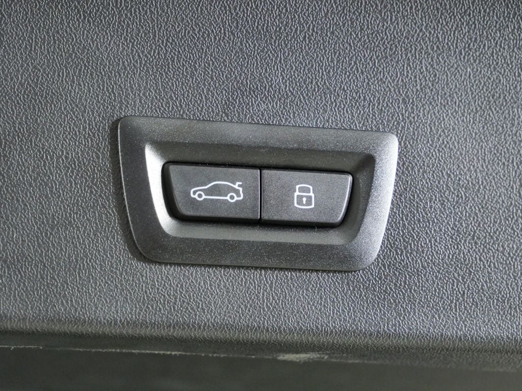 Thumbnail: 2025 BMW X3 - 33