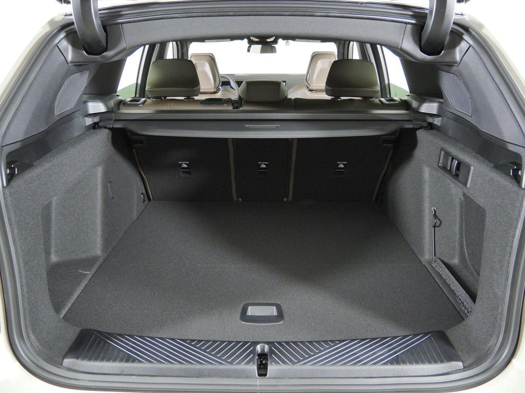 Thumbnail: 2026 BMW X3 - 27