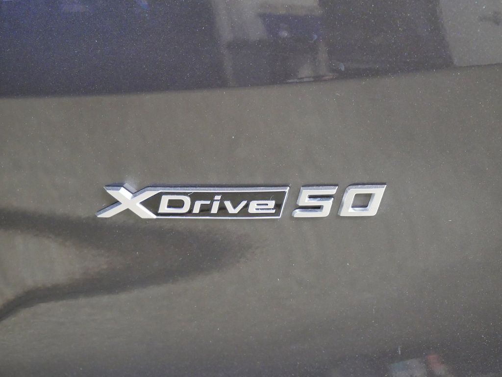 Thumbnail: 2023 BMW iX - 14