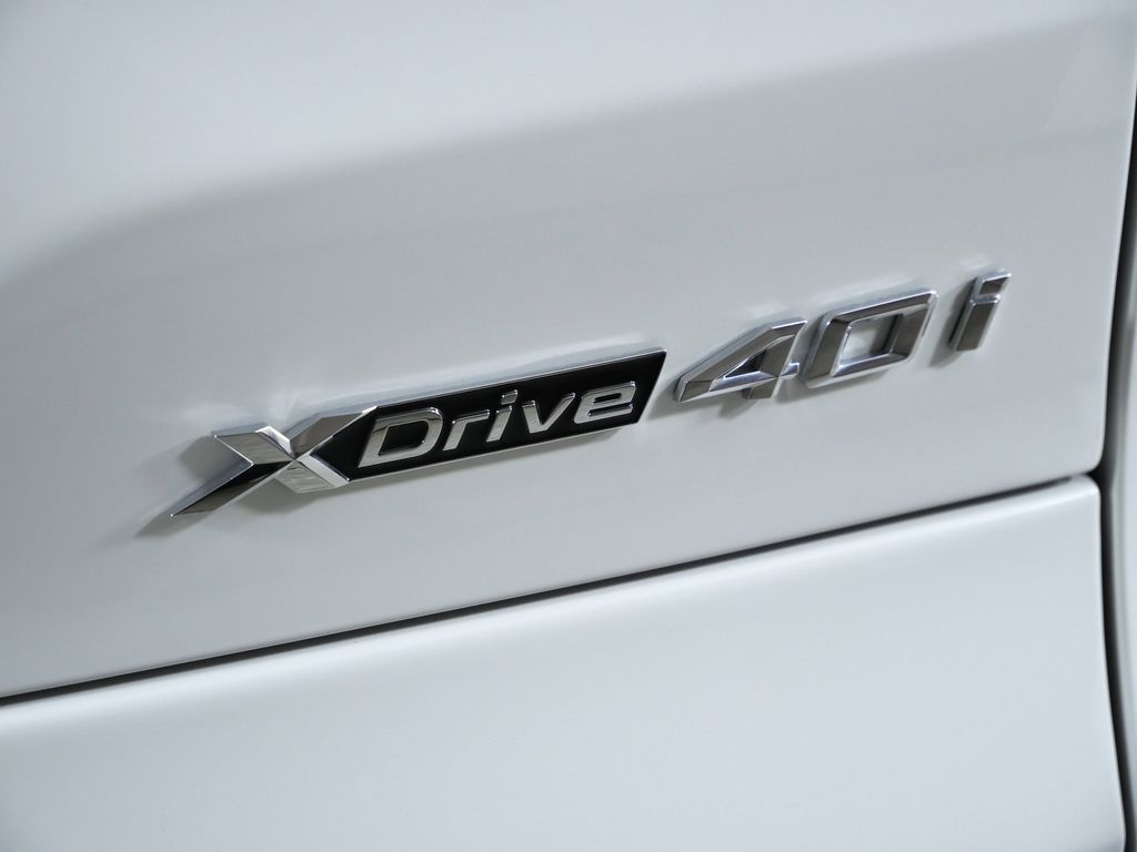 Thumbnail: 2026 BMW X5 - 12