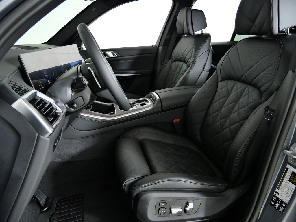 Thumbnail: 2026 BMW X5 - 36