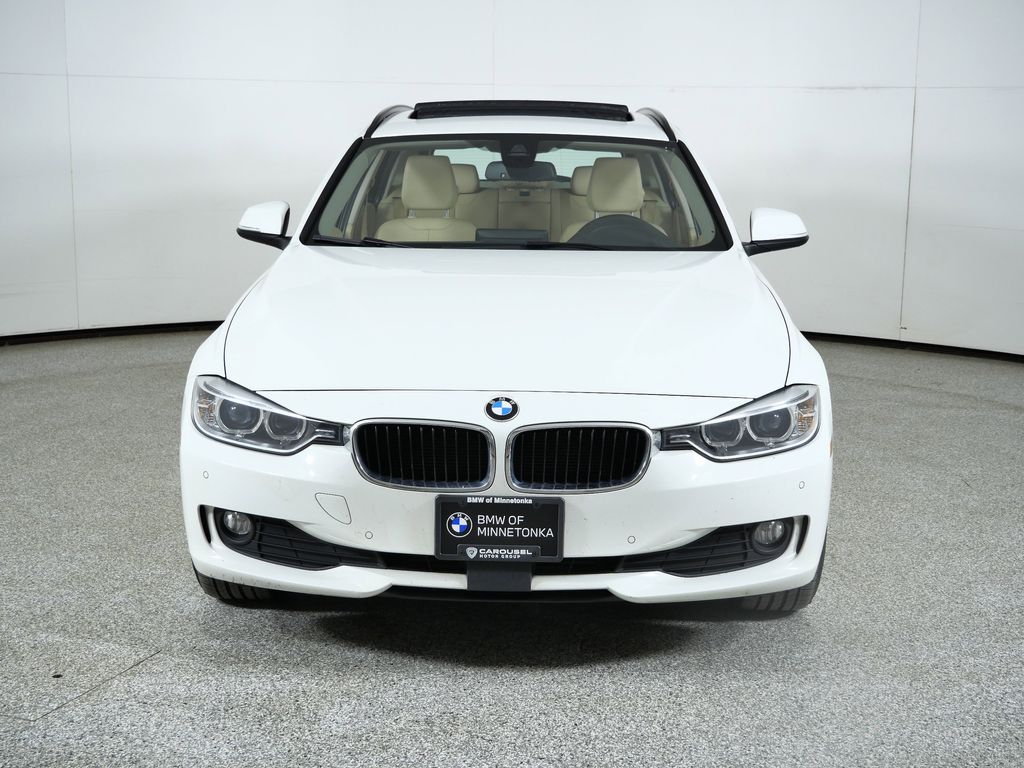 Thumbnail: 2015 BMW 3 Series - 3