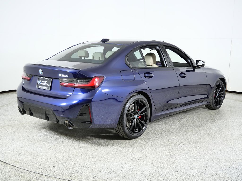 Thumbnail: 2023 BMW 3 Series - 11