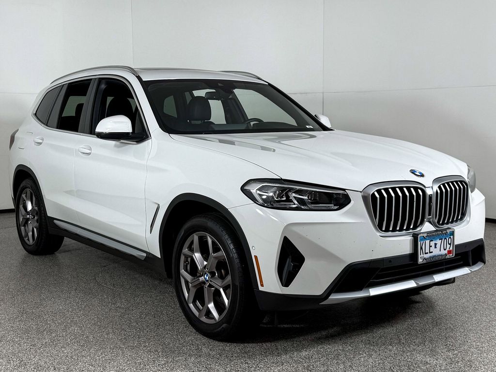 Thumbnail: 2023 BMW X3 - 4
