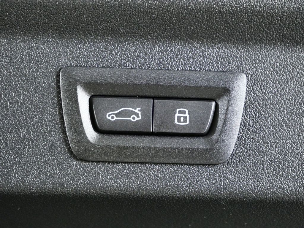 Thumbnail: 2026 BMW X2 - 28