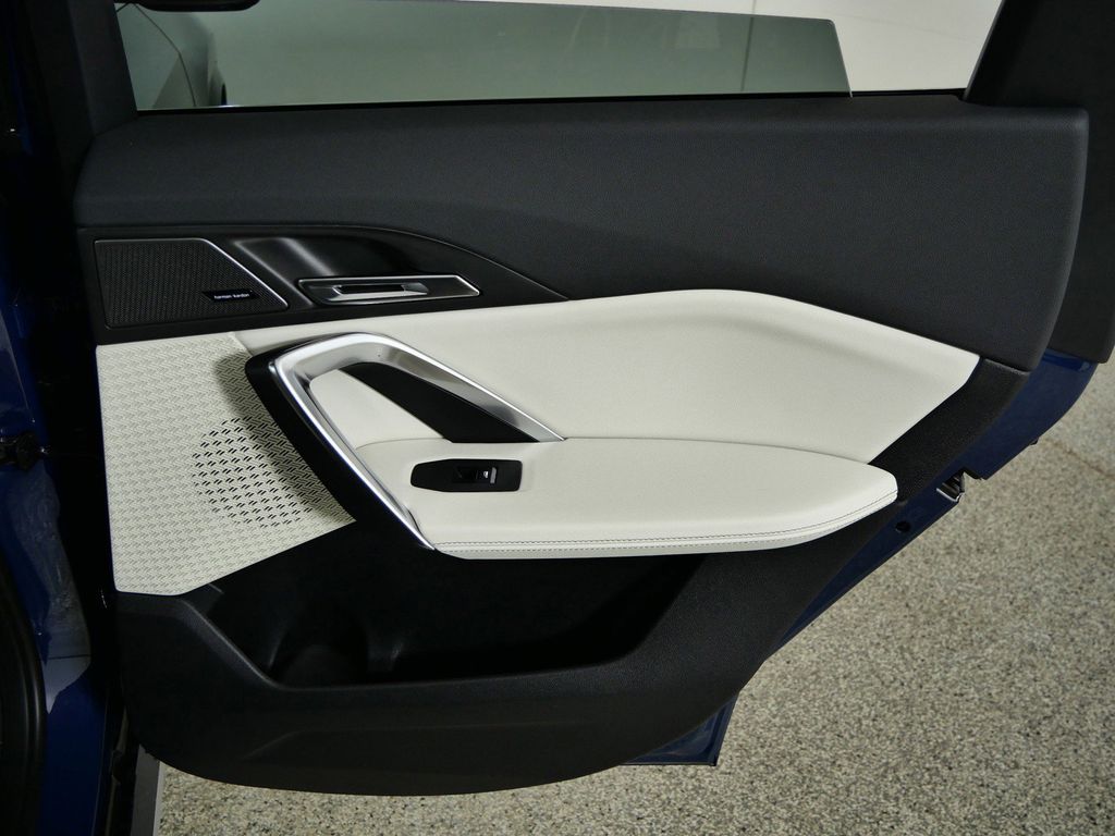 Thumbnail: 2026 BMW X1 - 23