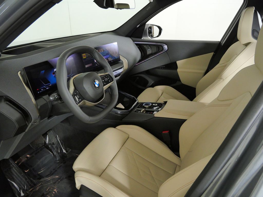 Thumbnail: 2025 BMW X3 - 37