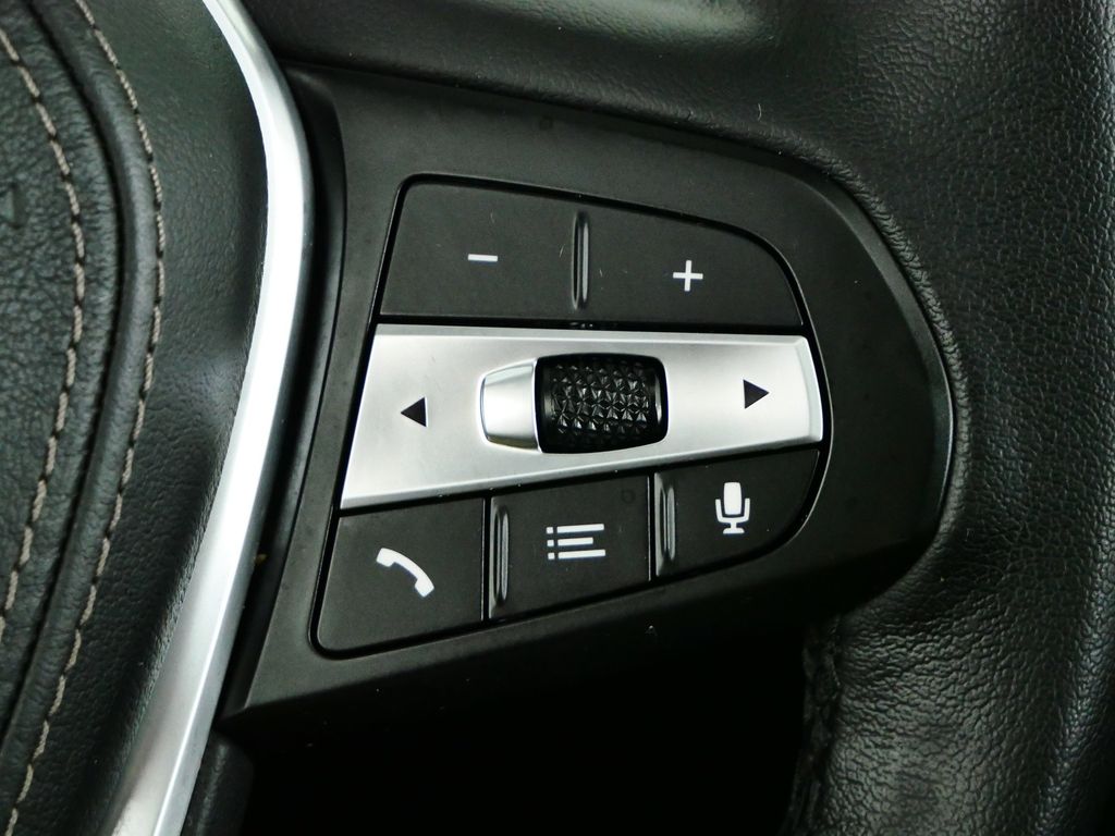 Thumbnail: 2023 BMW X5 - 44