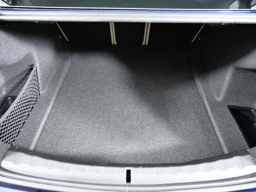 Thumbnail: 2023 BMW 3 Series - 32