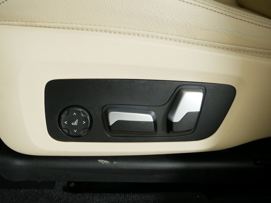 2022 BMW X3 xDrive30i 40