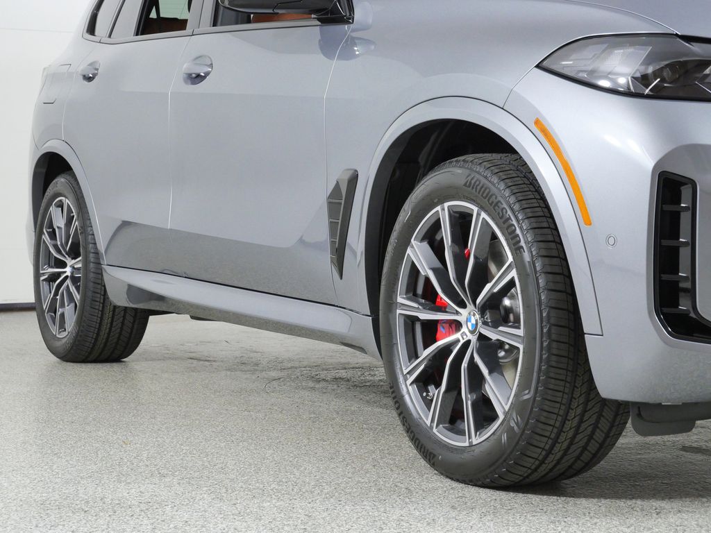 Thumbnail: 2026 BMW X5 - 6
