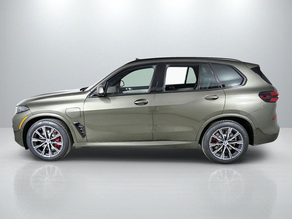 Thumbnail: 2026 BMW X5 - 15