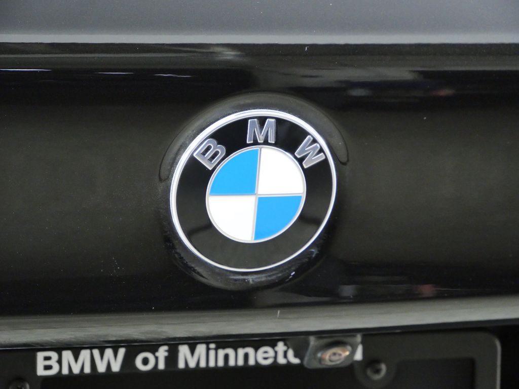 Thumbnail: 2017 BMW 5 Series - 13