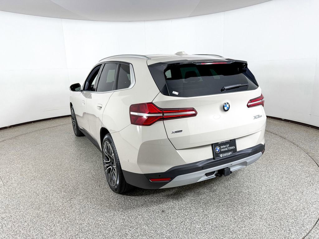 Thumbnail: 2025 BMW X3 - 15