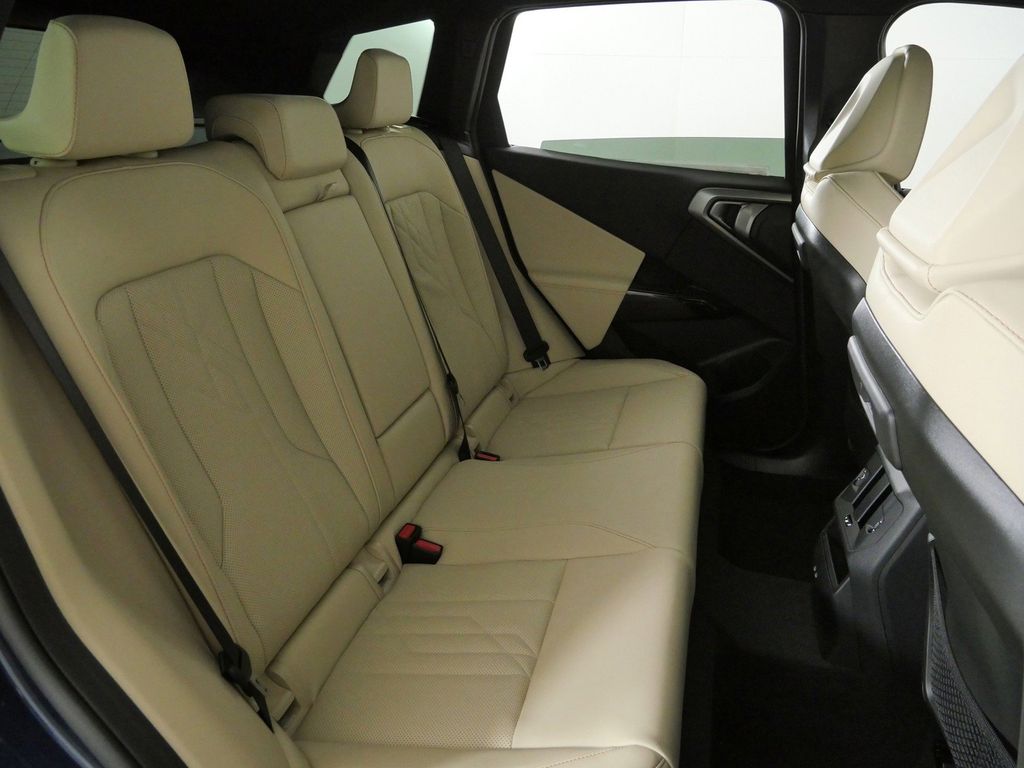 Thumbnail: 2026 BMW X3 - 26