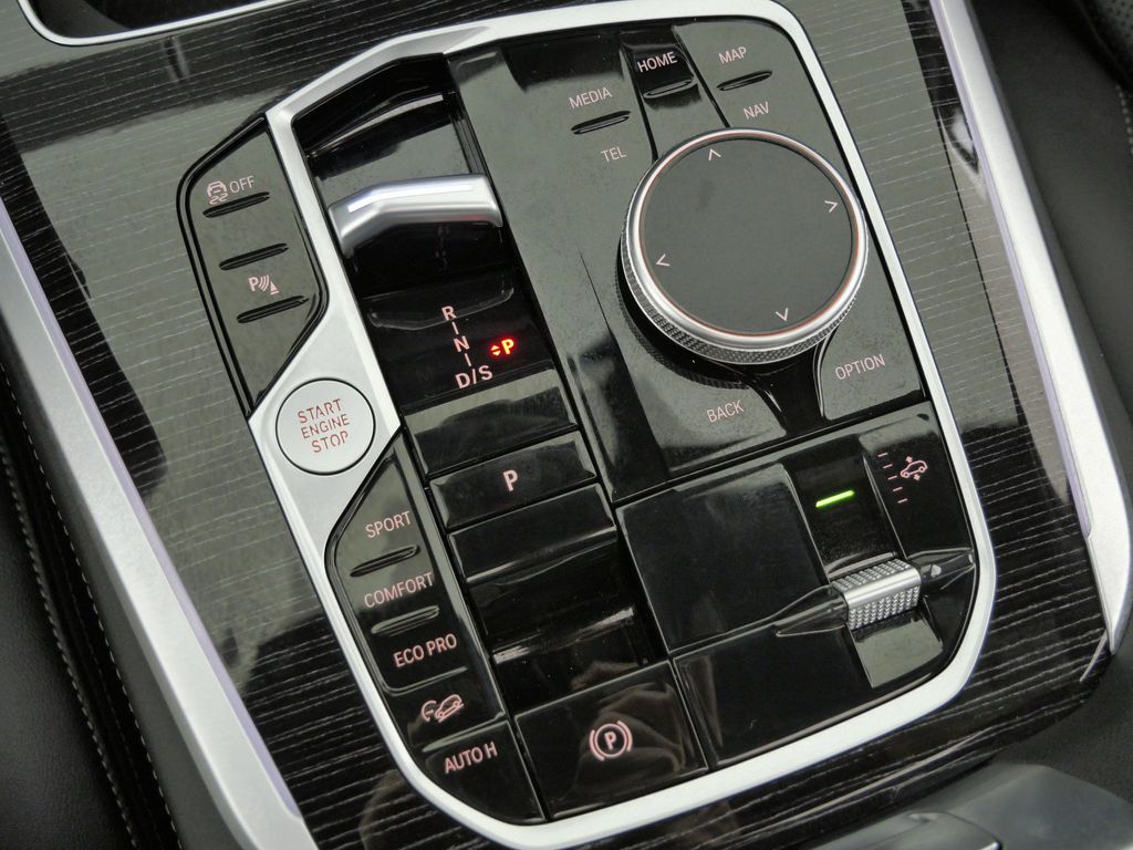 Thumbnail: 2026 BMW X5 - 48