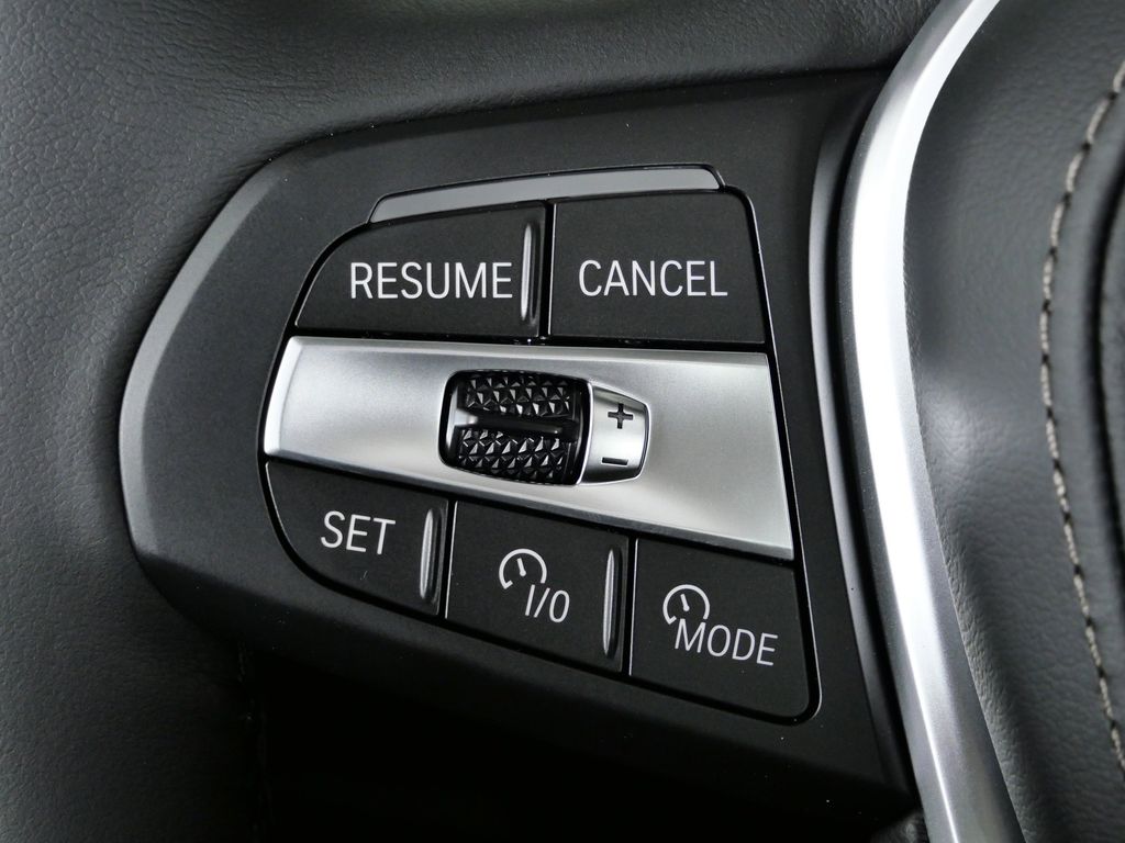 Thumbnail: 2026 BMW X5 - 40